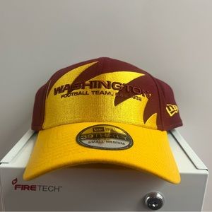 Washington Football Team New Era Hat Sharktooth 39Thirty Surge Flex Fit S/M -NWT